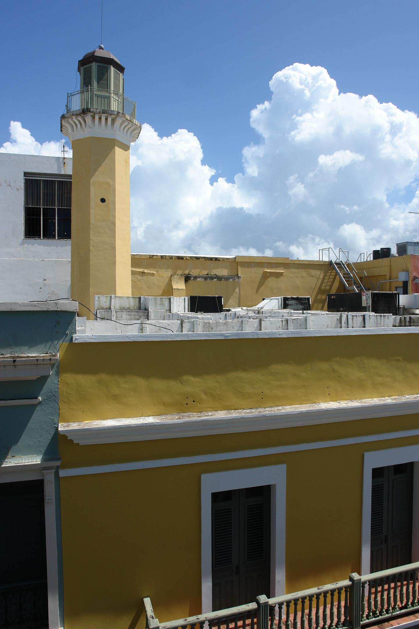 Calle de la Fortaleza 56 - Antigua Real Audiencia - Conservatorio De Artes Del Caribe - San Juan (Viejo San Juan) - 2011 00009